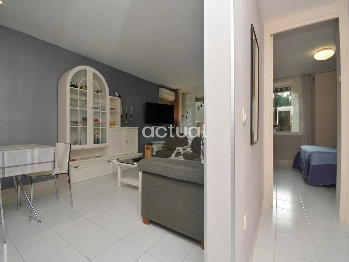 Politur M-1 Apartment Platja d'Aro
